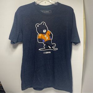 Denver Broncos Beat T-Shirt Size Large